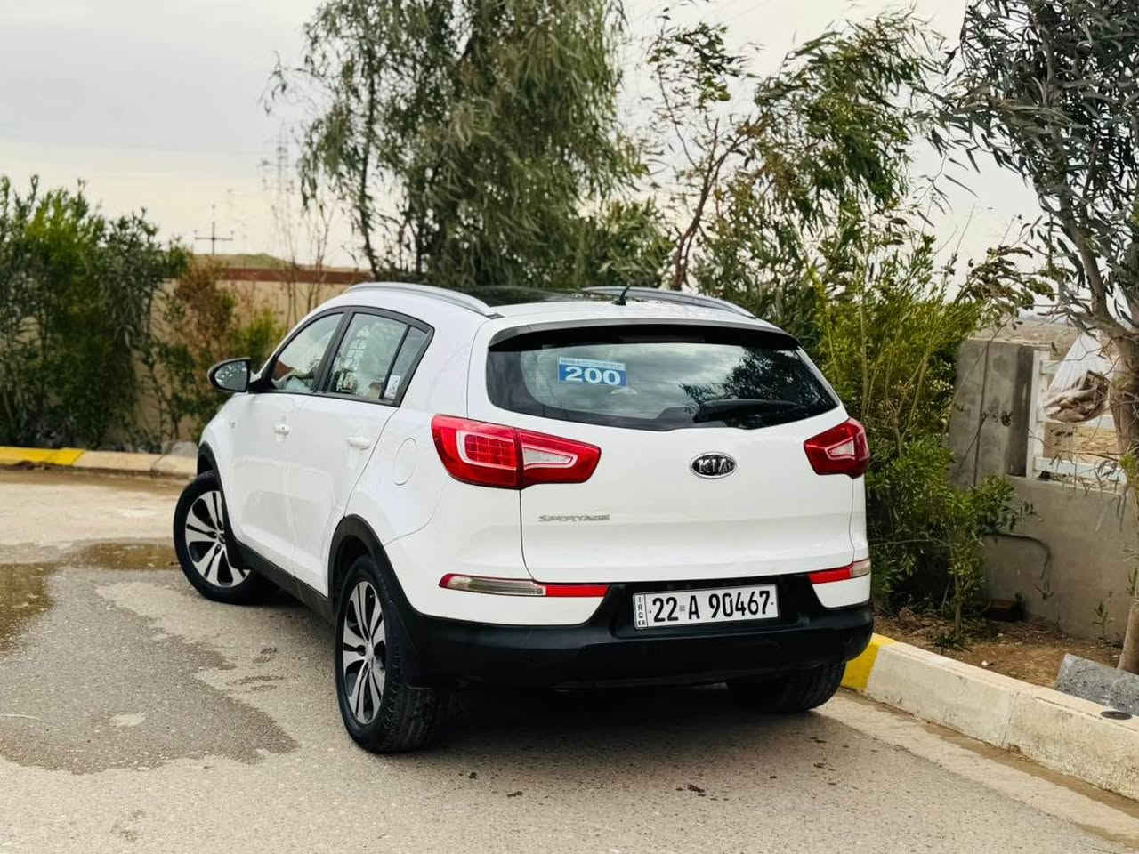 السلام عليكم 

كيا سبورتاج موديل 2012 
بانورما خليجى فول فول 

كير محرك شرط لاصرف لا بخار  
سنويه جديد رقم دولي 

جاملغ صبغ وبى مكانين بارد
ولباقي كله مكفول كفاله

صدر امامي خلفي كله جديد
اربع تايرات جديد مالي نقص 

سعر 123 ورقه بي مجال قليل 
مكاني كركوك داخل مدينه 
*********** كركوك, العراق
