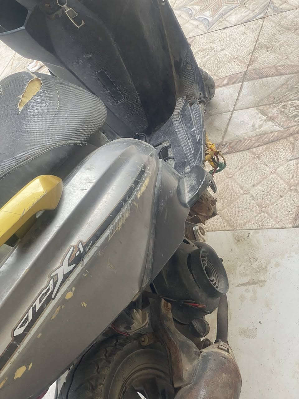 سلام عليكم شباب 3دراجات للبيع كوم حديد ماعده 9زروف تشتغل ومابيع مفرد  اريدهن بيعه وحده مكان كرمه علي ابو صخير سعر 250/،……..***********
