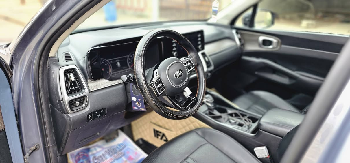 سلام عليكم .. للبيع للبيع
سورنتو موديل 2021 وارد أمريكي حادث بنيد وجاملغ  وبابين جهة السايق والباقي مكفول كفاله عامه فول مواصفات 1/ 1 
أعلى فئيه 
رقم أربيل صور الحادث مرفق بل منشور 
السعر المطلوب ( 200 ) وبيها مجال بسيط 
للاستفسار الاتصال على الرقم(***********) 
الخاص مفتوح مكان السياره بغداد المعامل
