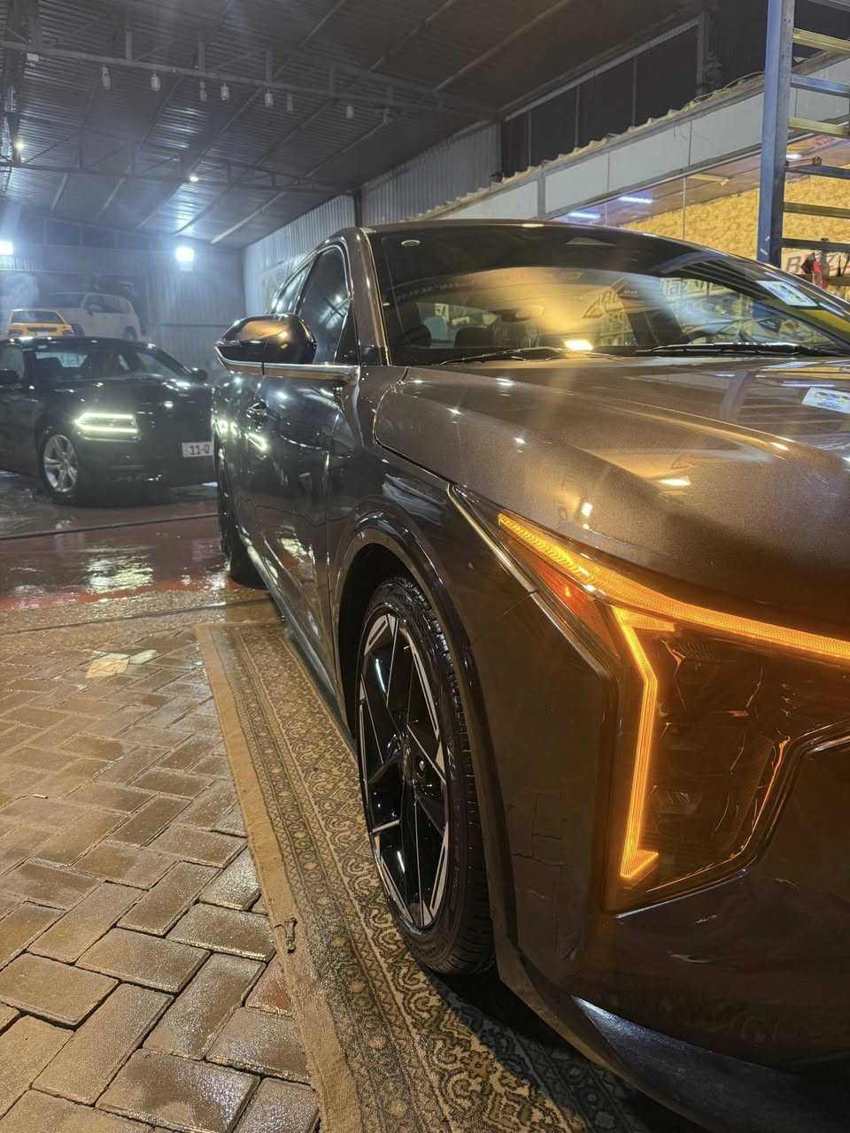 السلام عليكم 
كي فور 2025
وارد امريكي
Kia k4
فول مواصفات عدا فتحة 
.تشغيل عن بعد  اشاير بلمري رادارات
.اشارة ترحيب 
.كشنات تدفئة
الداخل لونين 
كشنات جلد لونين اوتو هولد
.سايد بريك كهربائي
.رادار جانبي وامامي 
.مازدات led لد ثلاث عدسات
.قيادة ذاتية 
.تحديد مسار
.شاشة متصلة 
.اضوية داخلية لمس
.تحكم كامل عن طريق الشاشة 
. دشبول بيانو 
مكينه 2000 دوش 

الحادث موضح بالصور 
تبديل فقط جاملغ والبابين نفسهن شتغلتهن شغل درجه اوله
ايرباك فقط البرده.
السعر :168قفل
بدون لوحات منفيس بسمي
***********
