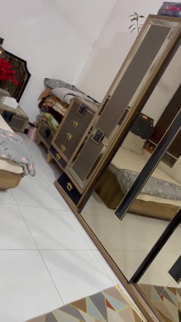 غرفة تركيه ٩قطع
نظافه ٨٠٪؜
ب٨٠٠


**إذا كنت صاحب هذا الإعلان وتريد حذفه لأي سبب، رجاءا أرسل رسالة إلى الدعم الفني**