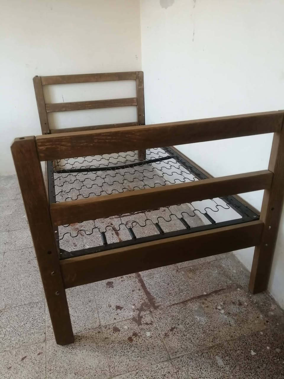 السلام عليكم ميز وجرباية للبيع 
سعر الجرباية ٦٥ وسعر الميز ٢٠
العنوان  بعقوبة ..المجمع الصناعي


**إذا كنت صاحب هذا الإعلان وتريد حذفه لأي سبب، رجاءا أرسل رسالة إلى الدعم الفني**