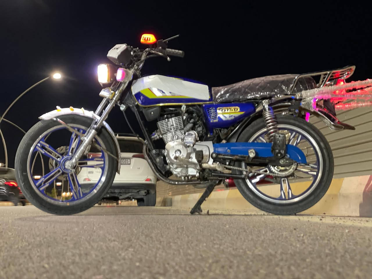 ايراني سيفان للبيع موديل2023 بدون اوراق دراجة مكفولة من كلشي سعرها 625 جماعة500اطبكو على صفحه موجودة الصالنصه لبلادي مالتها مكاني رمادي الملعب تواصل ***********
