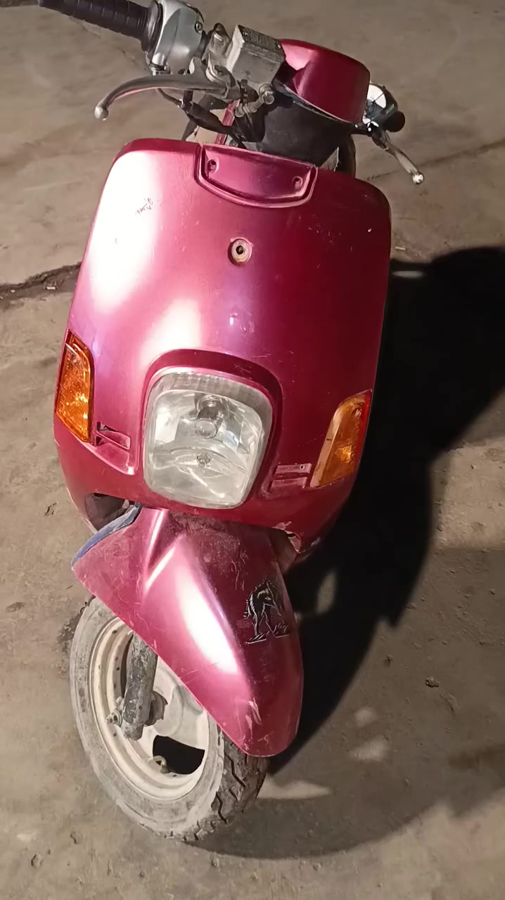 سلام عليكم دراجه ماكس بوليس
سعر 350
مكان بغداد الشعله الاولى
بيه صوت صالصنه 
يراد له ترتيبات
***********
