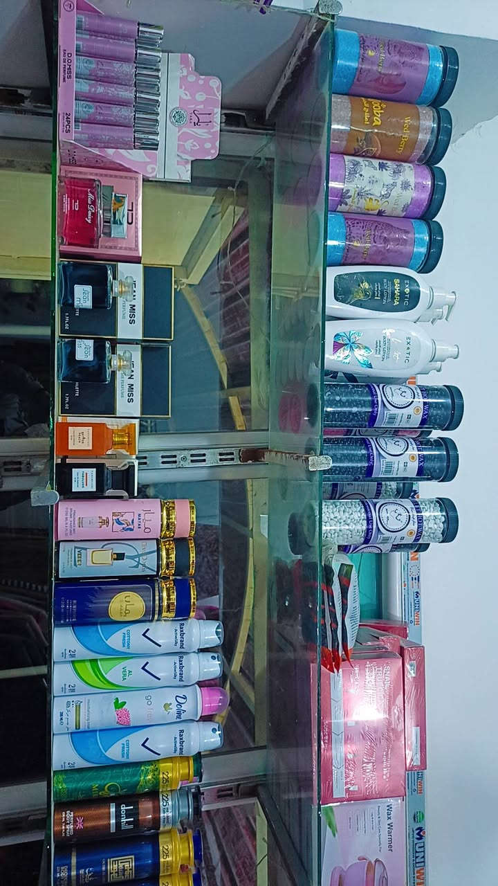 محل متكون من كوزمتك وملابس للبيع جملة وبسعر الجملة واقل من الجملة 
للاستفسار مراسلة خاص


**إذا كنت صاحب هذا الإعلان وتريد حذفه لأي سبب، رجاءا أرسل رسالة إلى الدعم الفني**