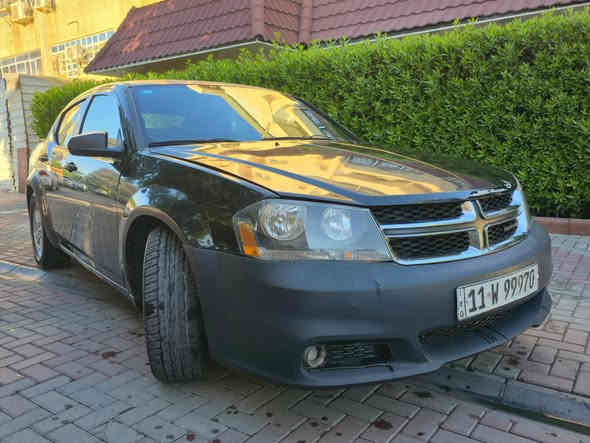 السلام عليكم 

دودج أفنجر 2014 للبيع 
رقم شبه مميز  99970 بغداد
بأسمي مشروع وطني هزه جديده 

V6 سته سلندر. محرك 3600
الكير 6 نمر 
السيارة مبيهه اي نقص 
صدر امامي خلفي جديد 
محرك . كير . كهربائيات كلهه شغاله مبيهه نقص
تبريد تدفئة أدامة كامل 
قاعده فيتبم تفصيخ اصلية جديدة
أدامة كامله لمنضومة الماء 
ماء زيتي احمر وكالة راديتر جديد اصلي 
تخم تاير نضيف
 
السيارة نضيفة 
وغرفتهه نضيفه جدا 

حادثهه بنيد ودعامية 
صبغ بيهه بنيد وهلال الجاملغ الخلفي
وبيهه جراد بالقماره

المكان ((( بغداد )))
السعر 79$

***********
