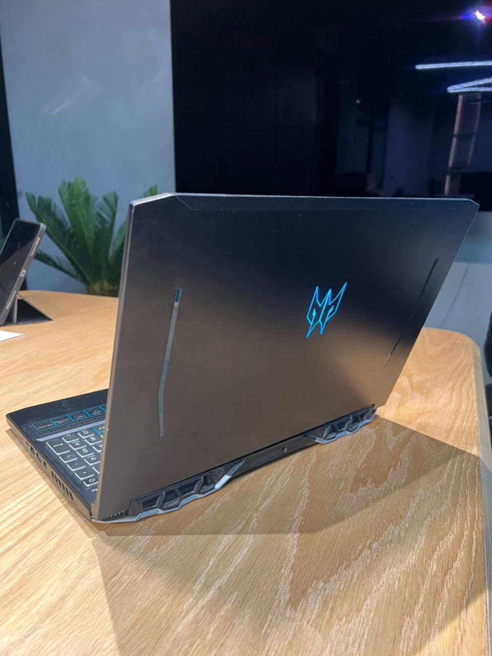 للبيع  سبب البيع عدم التفرغ السعر 1000100
النظافه 100‎%‎
كلش ممتاز الجهاز ما بي اي مشاكل وكلش حلو. 
الرقم ***********
