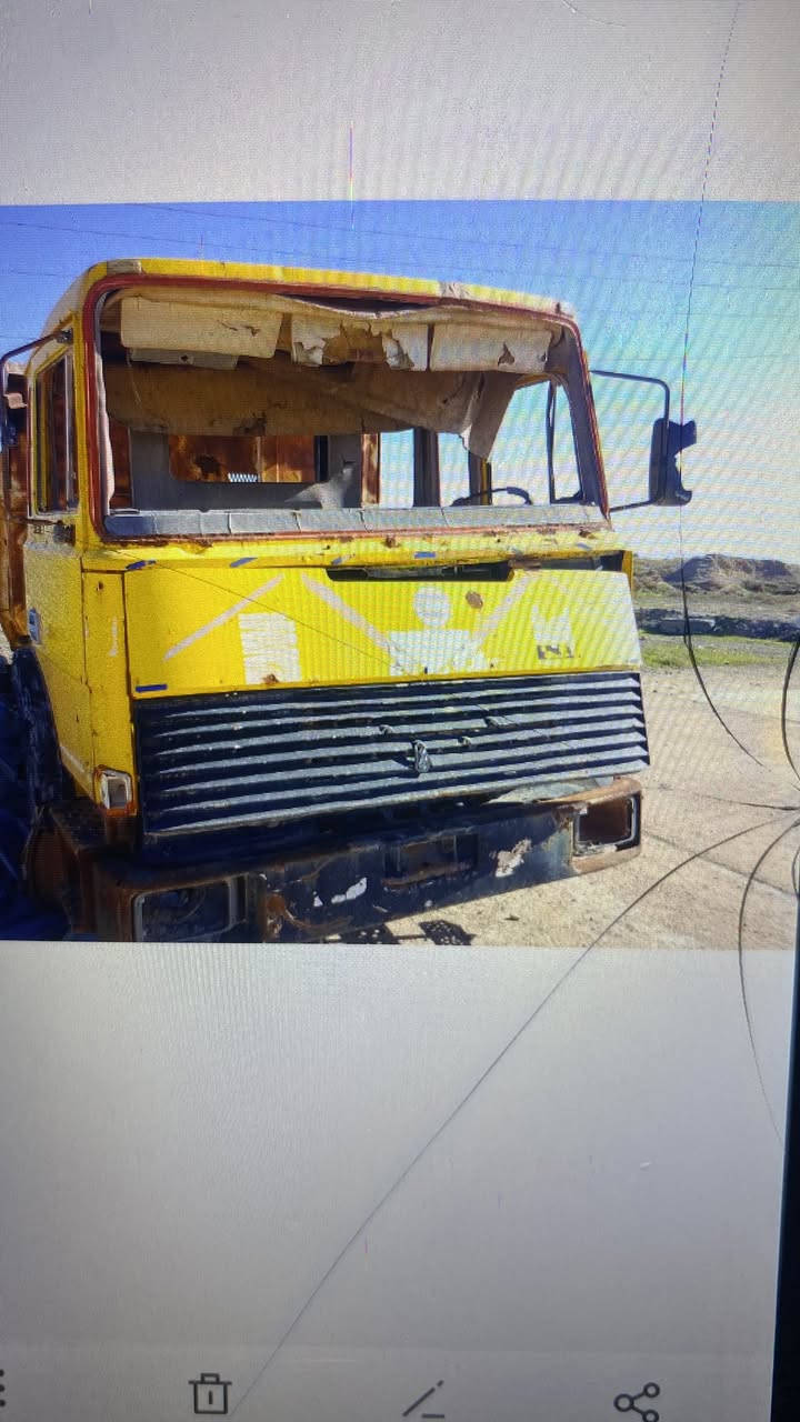 سلام عليكم لوري للبيع فحم أبيع ***********
