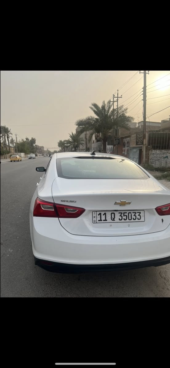 السلام عليكم
ماليبو 2023 
١٥٠٠ تيربو 
سيارة نظيفة وضربتها بسيطة مثل ما موضح بالصور بالدعاميه الامامية ونفسها مصلحها وبيها شبر بارد جهة السايق كلش بسيط 
 سبير ما نازل 
بصمة تشغيل
تحكم ستيرن
تبريدها ثلج
داخل اسود
بصمة ابواب
كامرة
مثبت سرعة
تحديد مسار
هندر بصمة
 كشن سايق كهرباء 
مواصفاتها معروفه 
رقم بغداد بأسمي 
ماشية ٧٤ الف وقابل لزيادة
السعر ١٤٠وبي مجال بسيط للطيبين 
مكاني بغداد السيدية
***********
متواجد خاص
