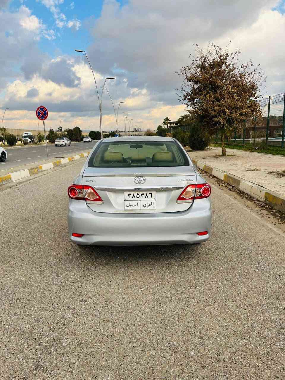 تۆیۆتا کرۆلا مۆدێل 2013 خەلیجی مەکینە بچوک  چوار پارچەی بۆیاخە بێ ناو گرتن   بێ تەقەو رەقە  گیرو مەکینە تەبرید بەشەرت   سەنەوی بەسەر چوە سحری 103مەجالیکی کەم  شوین هەولیر *********** أربيل, العراق
