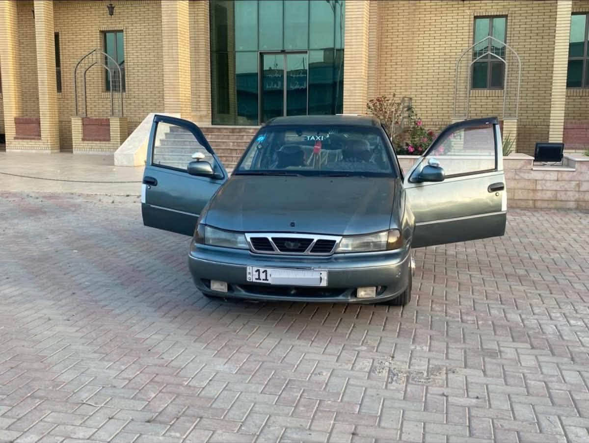 دايو سلو  كير اوتوماتيك موديل 95 شرط النظافه تخم تاير جديد  كير ومحرك شرط باتري جديد +مسجل بلوتوث اواكس اربع سماعات جدد تخم تاير جدد تبريد عوز غاز
رقم بغداد تحويل ثاني يوم سعر ٣٠ و مجال بسيط "مكاني تكريت 
 الشراي يتصل على الرقم ***********
