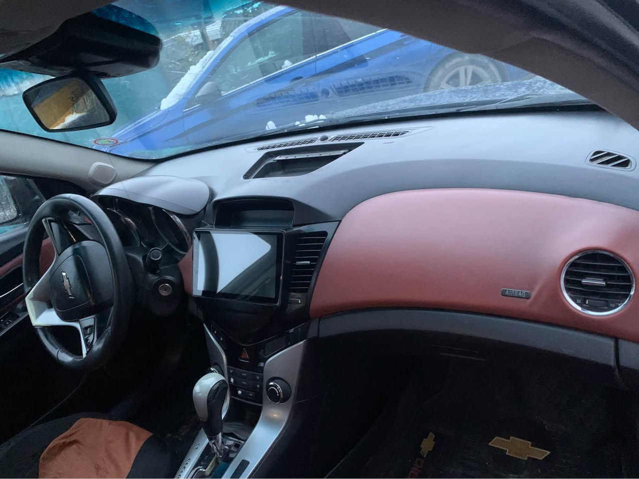 شوفرليت كروز 2010حزام صبغ 
فول مواصفات 
محرك مفتوح 
سنوي و رقم جديد ل 2027
***********
واتس علي هذا رقم دهوك, العراق
