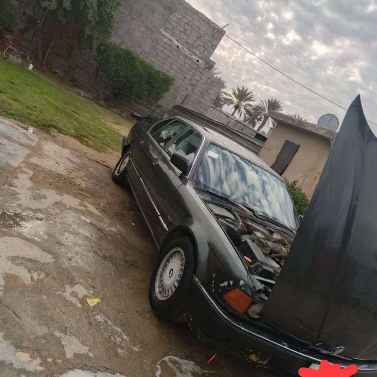 السلام عليكم بي ئم للبيع مكينه مال حاويه كير بس على بك يصفن والباقي جديد موديل 1993حجمهة735مكانهة بغداد ابوغريب الستفسار الاتصال ***********و***********
