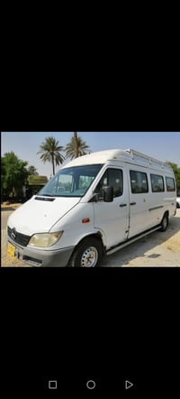 مارسدس سبنتر الماني  مكينه ستانه 20 نفر سياره جاهزه بمعنى الكلمه مابيه...