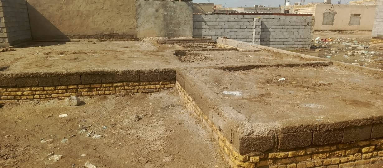 قطعه زرعي 200  مكانه  ابسبه نيسان قريب عل مجمه السكني  ويريده ينتصل ‏‪0788 709 3719‬‏‏شطره
