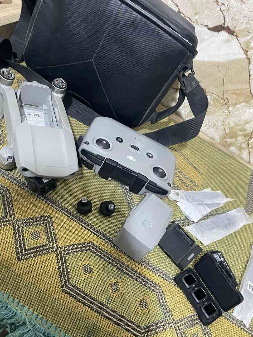 درون مافك AIR2
لبيع  تشوش عليه  وكعت بستان مو على صبه  ابيعها على وضعها  وياها ملحقاتها كامله وريشات هم بيها مشتريلها. يعني تأخذها تصلحها وتشتغل عندك


**إذا كنت صاحب هذا الإعلان وتريد حذفه لأي سبب، رجاءا أرسل رسالة إلى الدعم الفني**