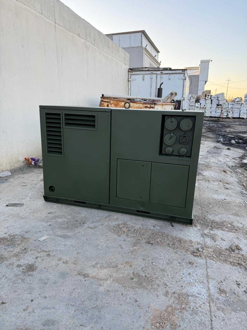 مولد دويس الماني
مولد    دويس الماني 15 KV.  كاتم 50% 
سعر 18 بي مجال ***********واتس اب
