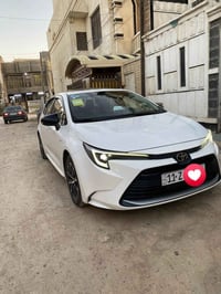 للبيع تويوتا كورلا موديل ٢٠٢٥  وعل أيدي ماشيه ٢٢استلام شركه بعدهي كاعي...