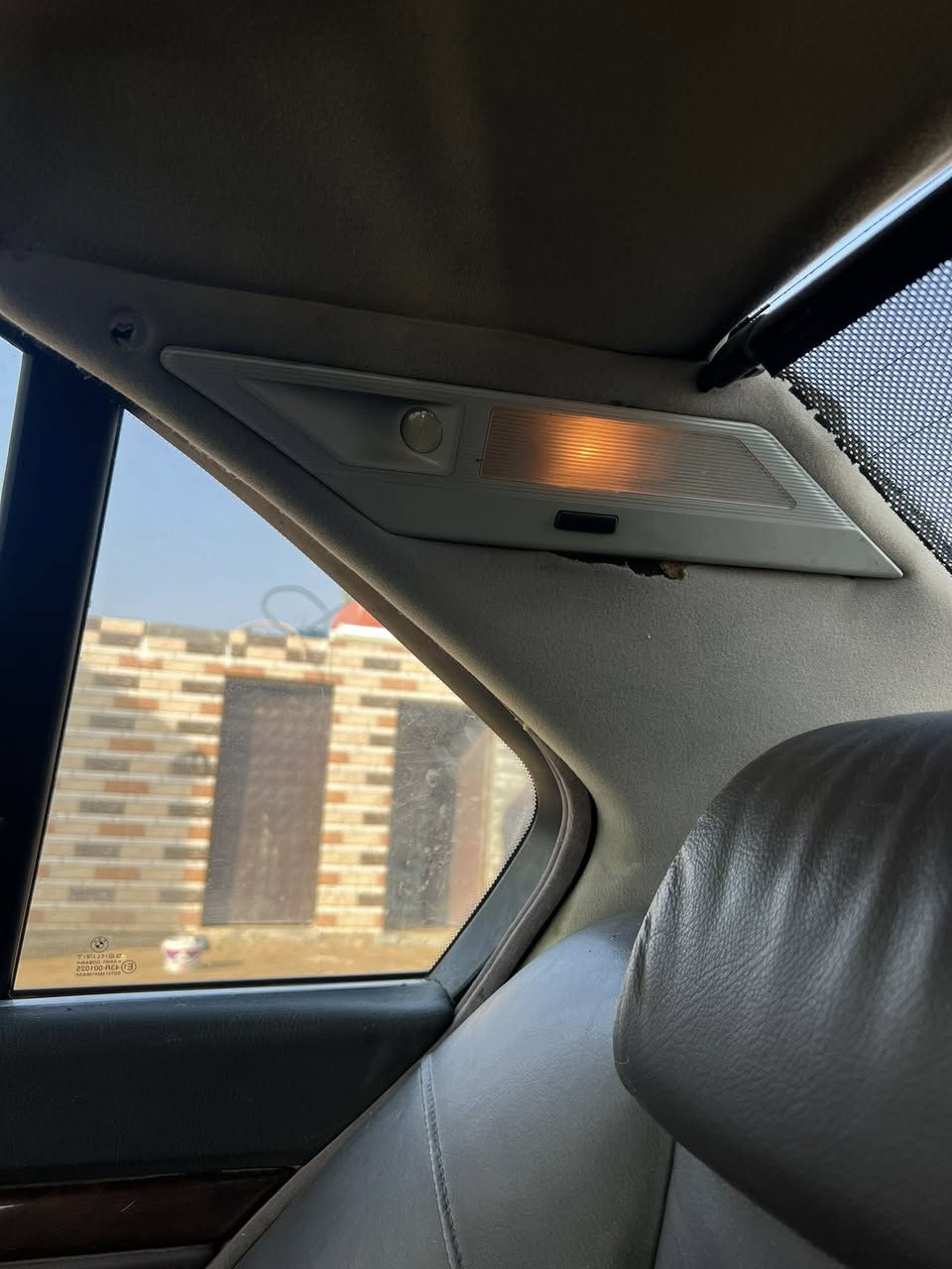 السلام عليكم للبيع او مراوس بسعر مناسب
كاسحة 730 /8 سلندر رقم دولي الجديد 
هزه وسنويه جدد  تحويل مباشر 

السياره فول مواصفات 
جنطة شفط مري شفط  برده كهربائيه 
كشنات كهرباء تحكم ستيراً دبل ايرباك 
شاشه + كامره / السياره ع وضع البلاد كهربائياته ماملعوب بيهن ولازلغ 

مكينه + كير  ترايك 240  شرط تحطهن كلهن 
كهربائيات من الطول للطول شغاله حداديه كله  جديده 
تخم بك لايت دخاني جديد 
السياره نضيفه ومرتبه واحلا من الصور بيه فقط الدعاميه الخلفيه مكسور وكدامكم بالصوره  

السعر 65 وبيه مجال بسيط للشراي 
مكاني الديوانيه الحمزه الشرقي 
***********
