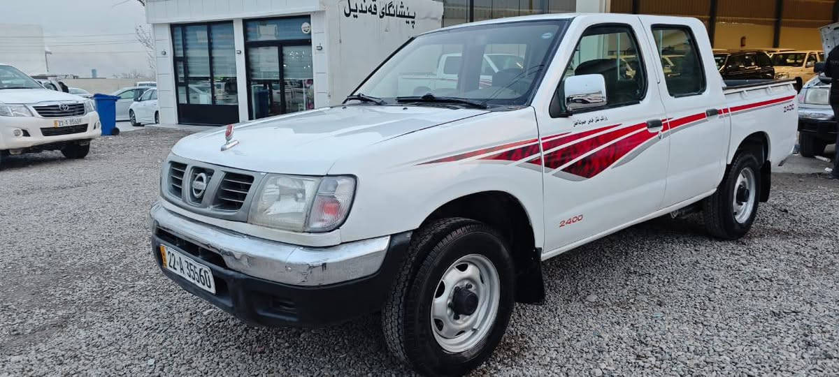 نیسان مۆدیل 2002 پەڵە بۆیاخ هەیە سەنەوی تا 2030 تازەیە چوار تەییەی لۆک غاز بەنزین گێڕ مەکینە بەشەرت نرخ 87گڵا کەمێ مەجەل 
شوین 
چوارقوڕنە 
ژ.م
***********
0771230627 دخان, السليمانية
