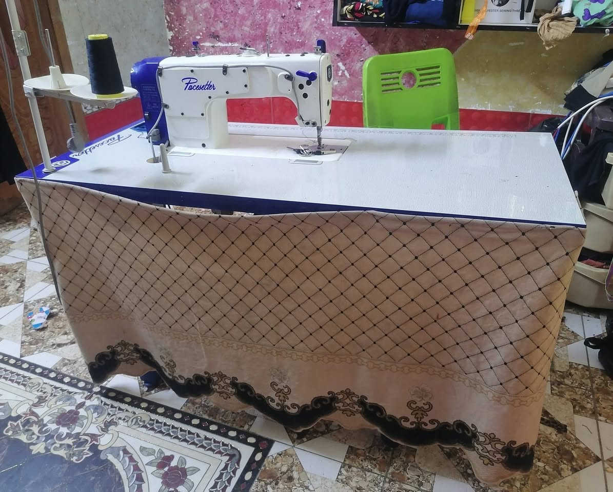مكينة خياطة صناعي اوتماتيك كاتم جديده سعر 250 قفل ***********مراسله واتساب
