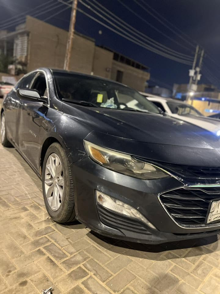 ماليبو ٢٠١٩ معوقين بصره بعد ٢٥ يوم وتصير حره
لون نفطي 
مواصفات LT سياره حلوه كير ومكينه وتبريد كلشي جاهز 
تبريد قطعتين 
حادثهه كلشش بسيط شبر بلجاملق بارد 
وباب السايق بي صبغ اثر شخوط 
السعر ٨٩ مكاني البصره 
***********

