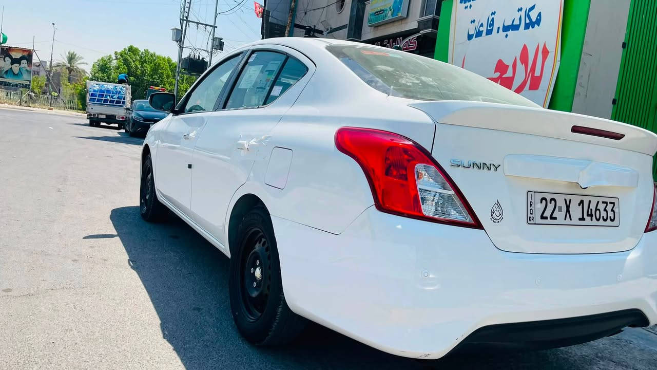 السلام عليكم
سني موديل 25
مكفوله كفاله عامه
ماشيه 23 
السعر 122 بيها مجال حك الجيه 
العنوان بغداد الكراده شارع 42
الهاتف ***********
