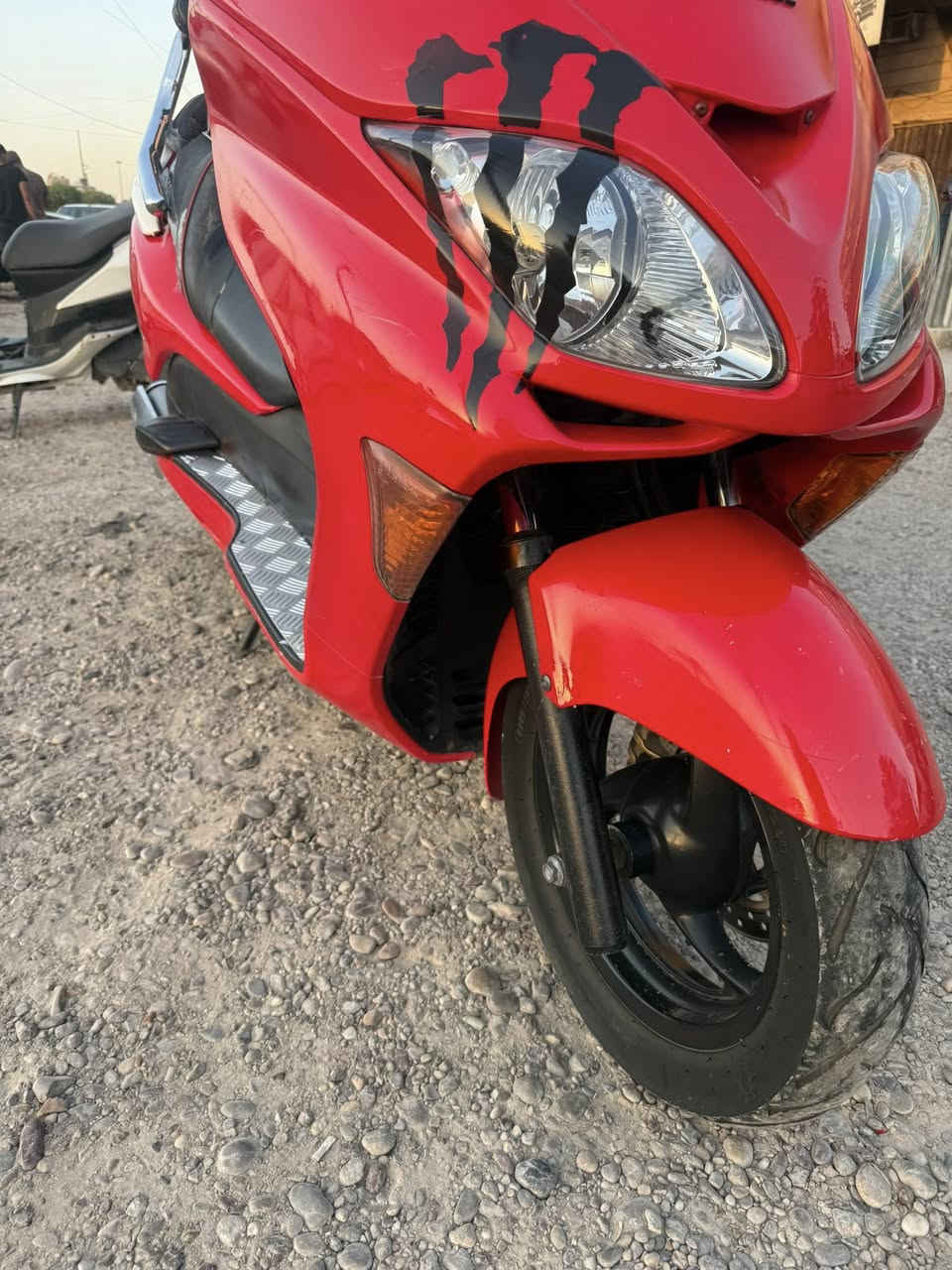 سلام عليكم للبيع فورزه مرقمه هزه جديده رقم مميز تحويل مباشر السعر 17$ الاتصال واتساب ***********
