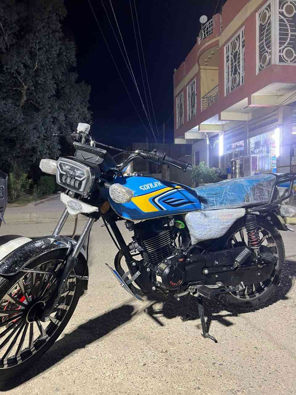 سلام عليكم سونك موديل 2025نضيفه 100٪سعره 825وبيه مجال بسيط ***********
مكاني واسط عزيزيه
