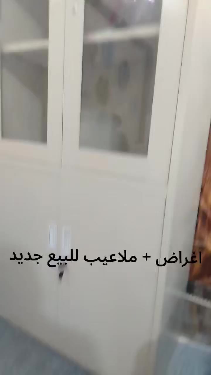 أغراض جديد غير مستعمل ثلاجة طباخ فرشات جديد بي كول قياسات الفرشات الون رصاصي للبيع الاسعار منسب بسعر جملة استفسار على خاص او لاتصل ***********
