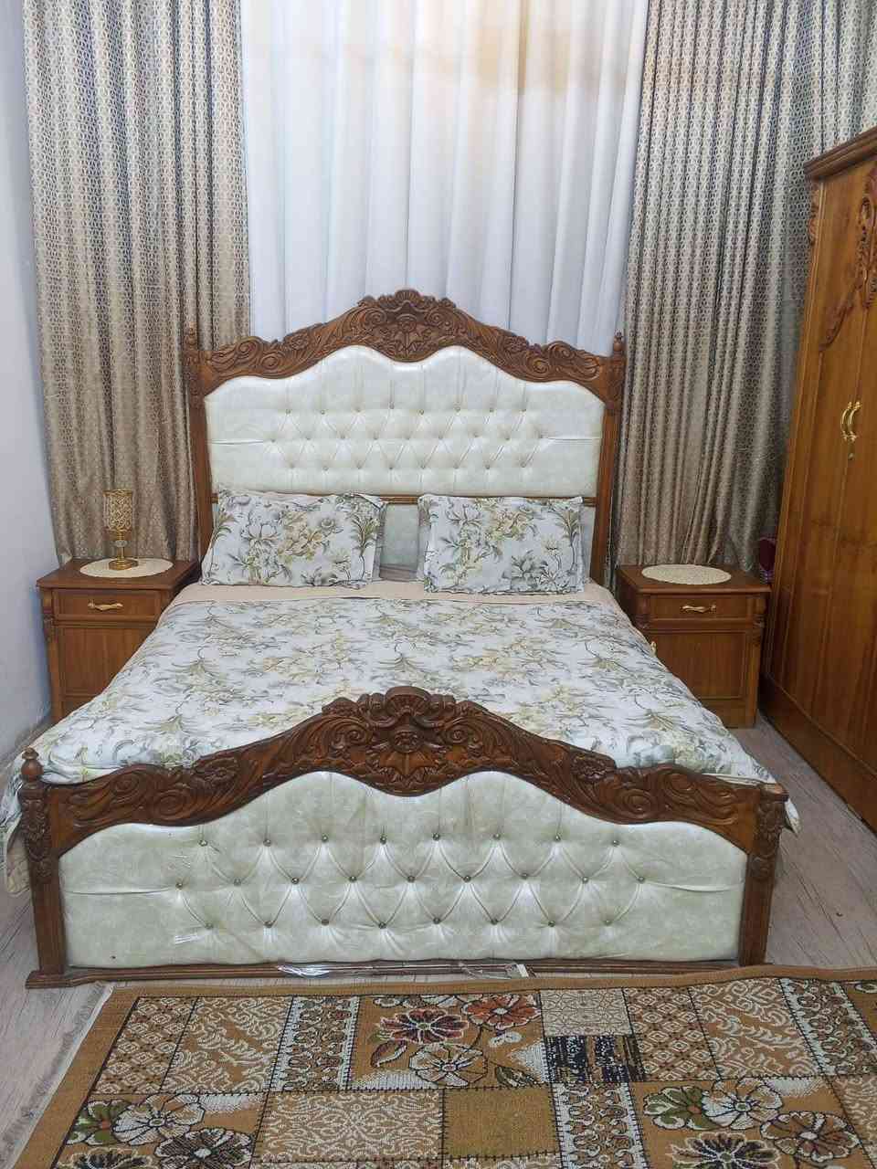 السلام عليكم غرفه مستعمله سنه وحده للبيع مشتريتهه بمليون و٣٠٠ اريدهه ٨٠٠جديده ومديلهه حديث غرض اابيع الانتقال إلى مكان صغير


**إذا كنت صاحب هذا الإعلان وتريد حذفه لأي سبب، رجاءا أرسل رسالة إلى الدعم الفني**