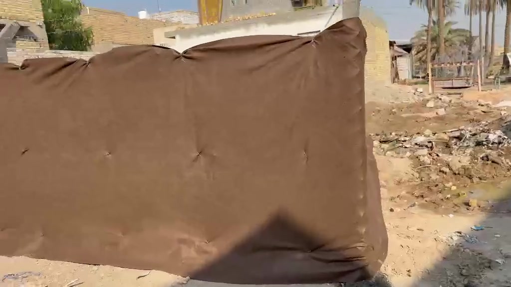 تم تنزيل سعر 18 قفل بيع مستعجل للبيع قطعه مساحة 140متر سند 25 مكان الطهمازيه 
مسيجه بي ار سي وجه 10 ونزال 14 
بداية طهمازية روائي جبير ونوب ع روائي صغير صايره قطعة  تصير على شارعين  شارع بالوجه تبليط وبالظهر تبليط روائي تبليط  الاتصال على الرقم ***********
