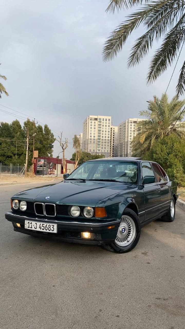 Bmw735
موديل ٩٢ رقم بغداد الانكليزي سنويه مشروع وطني تحويل مباشر 
مكينه كير شغاله ١٠٠/١٠٠
حداديه امامي خلفي جديده طوبه 
تبريد شغال ويه السويج 
موصفات 
دبل ايرباك دبل جكمجه كمبيوتر 
سلايد رووف طكتين 
كشنات مخمل مسند جديده لوك 
بطاين مخمل صاج ملكي 
نفاظه قلاب 
هوك خلفي بلادي 
ويل شعاع وتخم تاير جديد 
مسجل بلوتوث 
شاشه اعطال شغاله 
سياره جديده بمعنى الكلمه وكلشي بيها شغال ١٠٠/١٠٠مصروف عليها مال جناي  بدون اي نقص  كهربائيات كلها على وضع الشركه  
مصبوغه عام للجماليه بدون ضربه ولا خايس 
السعر 71$
للاستفسار الاتصال على الرقم ***********
مكاني السيديه حي الاعلام
