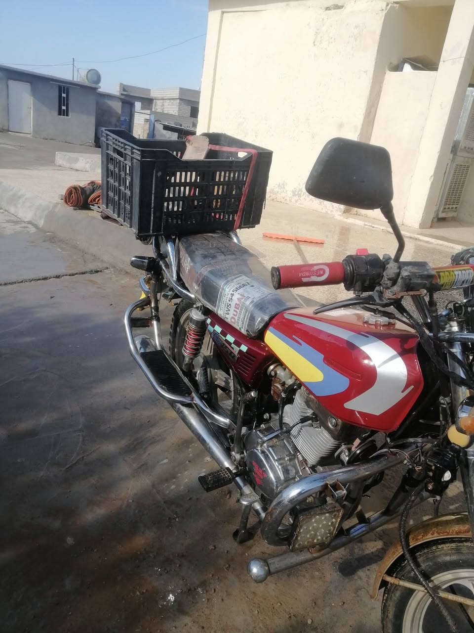 السلام عليكم ماطور للبيع بدوي نضيف كلشي شغال نكره سلف السعر ٤٥٠ المكان جنوب الموصل الحود 
*********** مراوس ب ستوته حت لو انطي فرق
