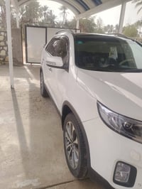 للبيع سورنتو 2014 كويتي فول موصفات  كفاله عدى ربع البنيد اليمن والباقي...