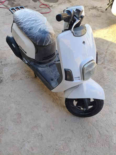 سلام عليكم دراجه بليس كفاله عامه دراجه حاويه كله شغال سلف هندر اشاير كله شغال مكينه مكفوله دراجه كله رقم واحد دراجه جديده معنه الكلمه مال جناي الاستفسار ***********مكان بابل قضاء القاسم
