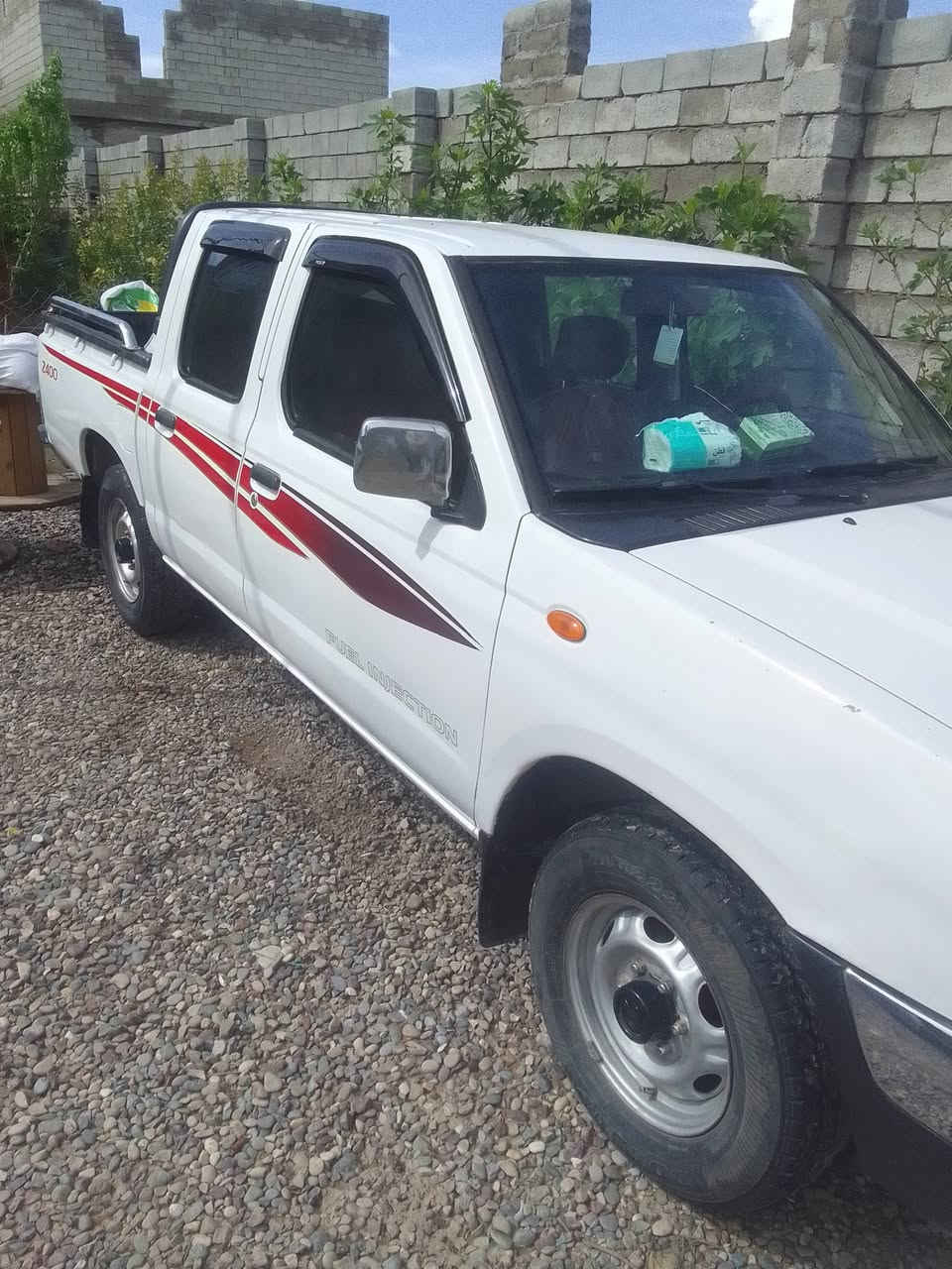 السلام عليكم نيسان دبل موديل 2007 رقم أربيل حار بارد كلها شغالة بيها صبغ الباب ورة النفر السنوية مو صاقطة هزة مو صاقطة تحويل شرط التحويل بيها جراد بل غمارة مكانات قليلة مكان السيارة صلاح الدين قضاء الشرقاط ***********   السعر 112 مجال قليل
