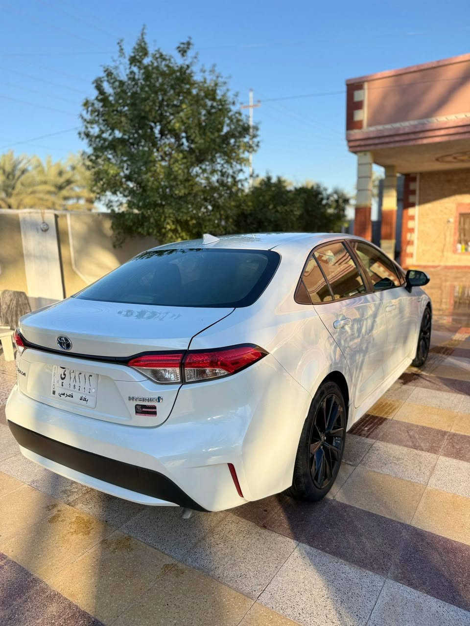 كورلا هايبرد موديل 2021 وارد امريكي بطاريه ليثيوم اصلي بحاله الوكاله فول جديده سياره حادثه فقط دعاميه اماميه مبدله سعره ١٤٠  ***********
