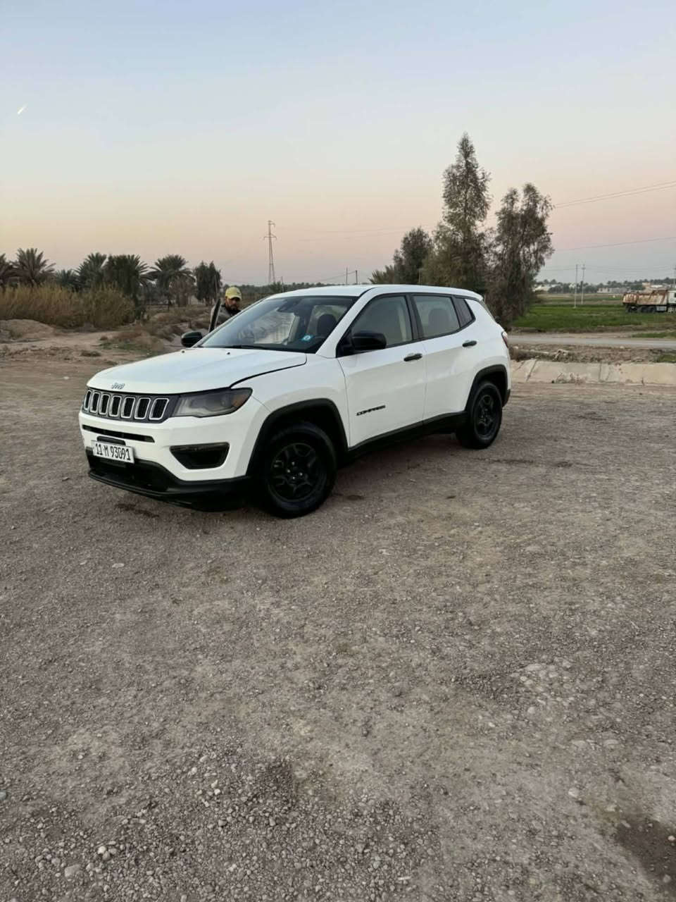 جيب كومباس موديل 2018 
حادثه خشم البنيد 
صبغ بنيد ودعاميه 
بدون تبديل بدون ايرباك 
ماشبه 93 الف مايل 
رقم بغداد انكليزي باسمي 
بيه تكحيل بلجاملغ الخلفي 
مكينه 2400 كير 6نمر 
بيع او مراوس بجالنجر موديل 16وفوك 
سعره 132 وبيه مجال 
مكان السياره ديالى /بعقوبه


**إذا كنت صاحب هذا الإعلان وتريد حذفه لأي سبب، رجاءا أرسل رسالة إلى الدعم الفني**