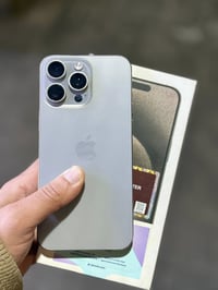 آيفون ١٥ برو ماكس • تيتانيوم • ٢٦٥
