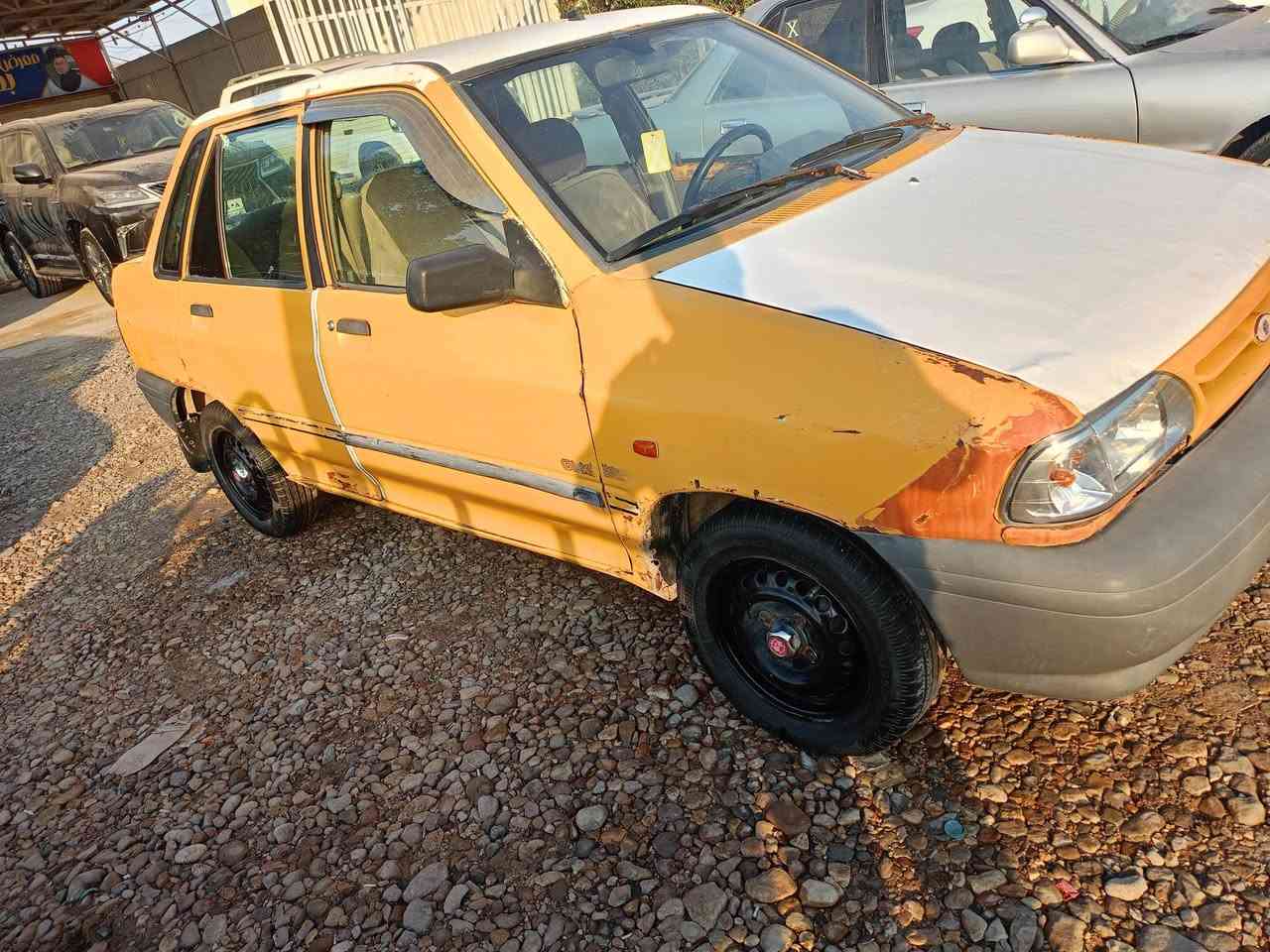 السلام عليكم سايبه للبيع 2009 سياره جاهزه اي نقص       ما بيها رقم بغداد السعر 18 ورقه العنوان واسط العزيزية الاتصال ع رقم الهاتف ***********
