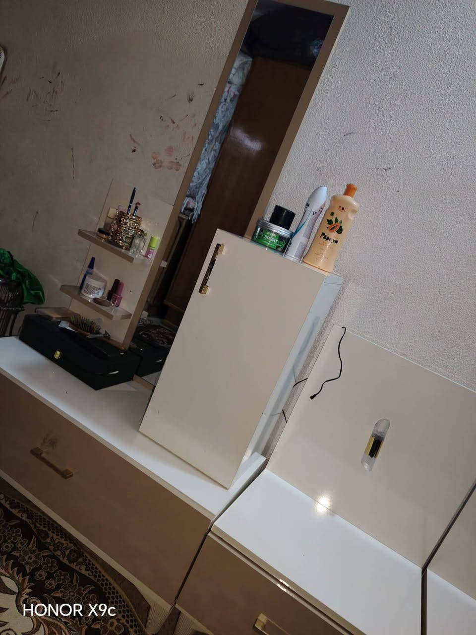 للبيع نضيفه جداً 
سعر 400 الف قفل مكاني محموديه


**إذا كنت صاحب هذا الإعلان وتريد حذفه لأي سبب، رجاءا أرسل رسالة إلى الدعم الفني**