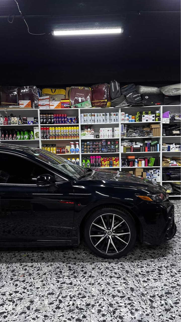 کامری ٢٠٢٣ SE+ 
مواسفات ٤ پستن (بەسمە-شەغال- سلایت _شاشەگەورە -کار پلەی-سەماعە GBL-دەژبول LED-ئاوینە رادار-پیشي رادار-خەتی جادە-تەحدید سورحە-تەحەکومی سەر سوکان -فۆلیۆم-سیستەمی تراکشن- ٣ مۆدی لیخورین-گیر تۆماتیل -عادی-سیستەمی سپۆرت-سیستەمی ئیکۆ -ئاوینە کارەبایی ـ دەرگا بەسمە_لایت لید بیلاد_ ٤ ویل کرۆم ـ زۆررر مواسفاتی ترررر)
سەیارەکە قەپات مواسفاتە بەس بۆنیت سبوخە ئیرباگ شان سوکان بویتەوە لەگەل ٢ جی pdr تەنها ٣٦ هەزار  رۆیە و گیر و مەکینە تەقەو رەقە بەشەرت یەک دەستە لیرە بەناو خۆمە رون فلتەر پۆلیش حەمام کامل سیرفس کرایە سەیارەکە لۆکە جرکەی تیدا نیە.
رەقم شانسي 👇🏻
4T1S11AKXPU813629
بەنسبەت سحر داوای ٢١٨$وەرەقە دەکەم مەجالیکی کەمی برایانەی تیدایە تەلەفون بکەن موشتەری لە خزمەتین 
Whats app 📞
Vaibar ☎️
*********** شقلاوة, أربيل
