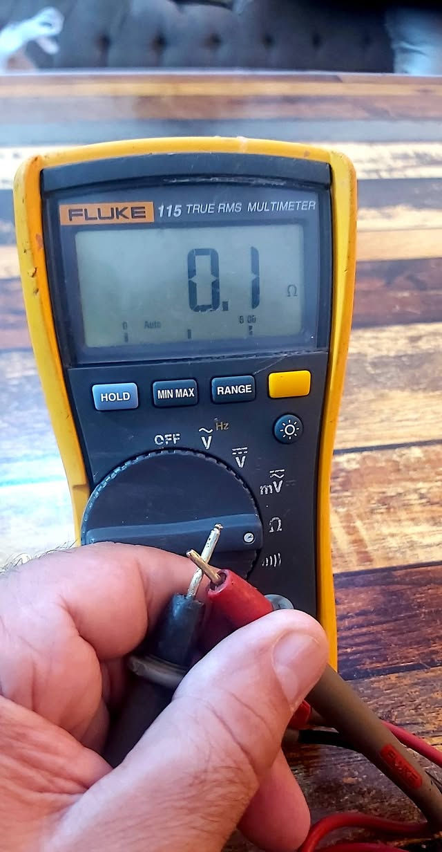 Fluke 115 امريكي اصلي مع اسلاك الفحص الاصليه مضمون الدقه والفحص


**إذا كنت صاحب هذا الإعلان وتريد حذفه لأي سبب، رجاءا أرسل رسالة إلى الدعم الفني**