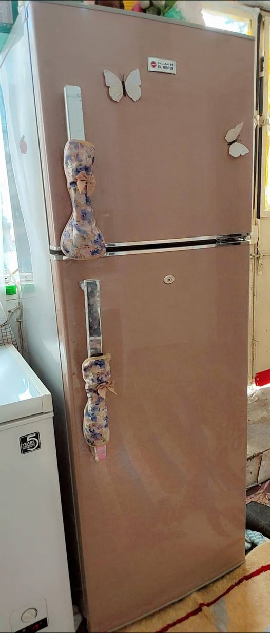 ثلاجه للبيع  نوعية الاجي العربي كولش نظيفه بس بيه عطل يمكن الغاز اليحب يتفضل خاص العنوان خاجية شارع 40


**إذا كنت صاحب هذا الإعلان وتريد حذفه لأي سبب، رجاءا أرسل رسالة إلى الدعم الفني**