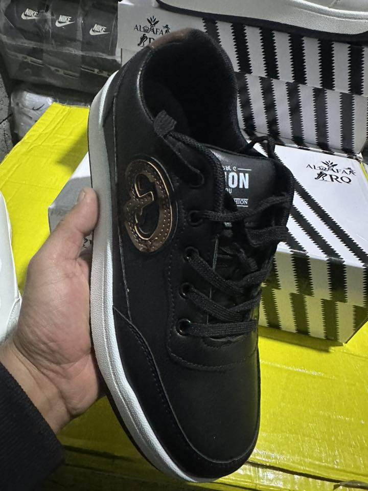 کارتون ١٥ جووت
قیاس (٤١-٤٥).   ،،
سعرر گونجاوە 🔥🔥

گەیاندن هەیە بۆ تەواوی عیراق 

*********** واتس اب - ڤایبر
