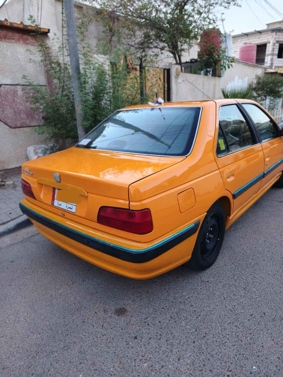 السلام عليكم 
 بيجو بارص 2021 سياره جديده كلش حته خياس ماكو بيها ملاحضات كلش بسيطه  وماشيه ٩٤ 
محرك كير كفاله لا تنقيص ولا تبخير 
تبريد شغال 
كهربائيات كلهن شغالات 
سيارة اقصاد بعد سنه تصير حره 
السعر راسلني واتساب وبخدمتك 
***********
