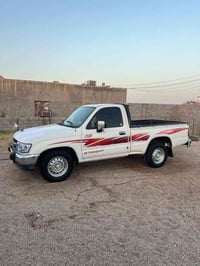 هايلوكس • ٢٠٠٤ • كفاله عامه