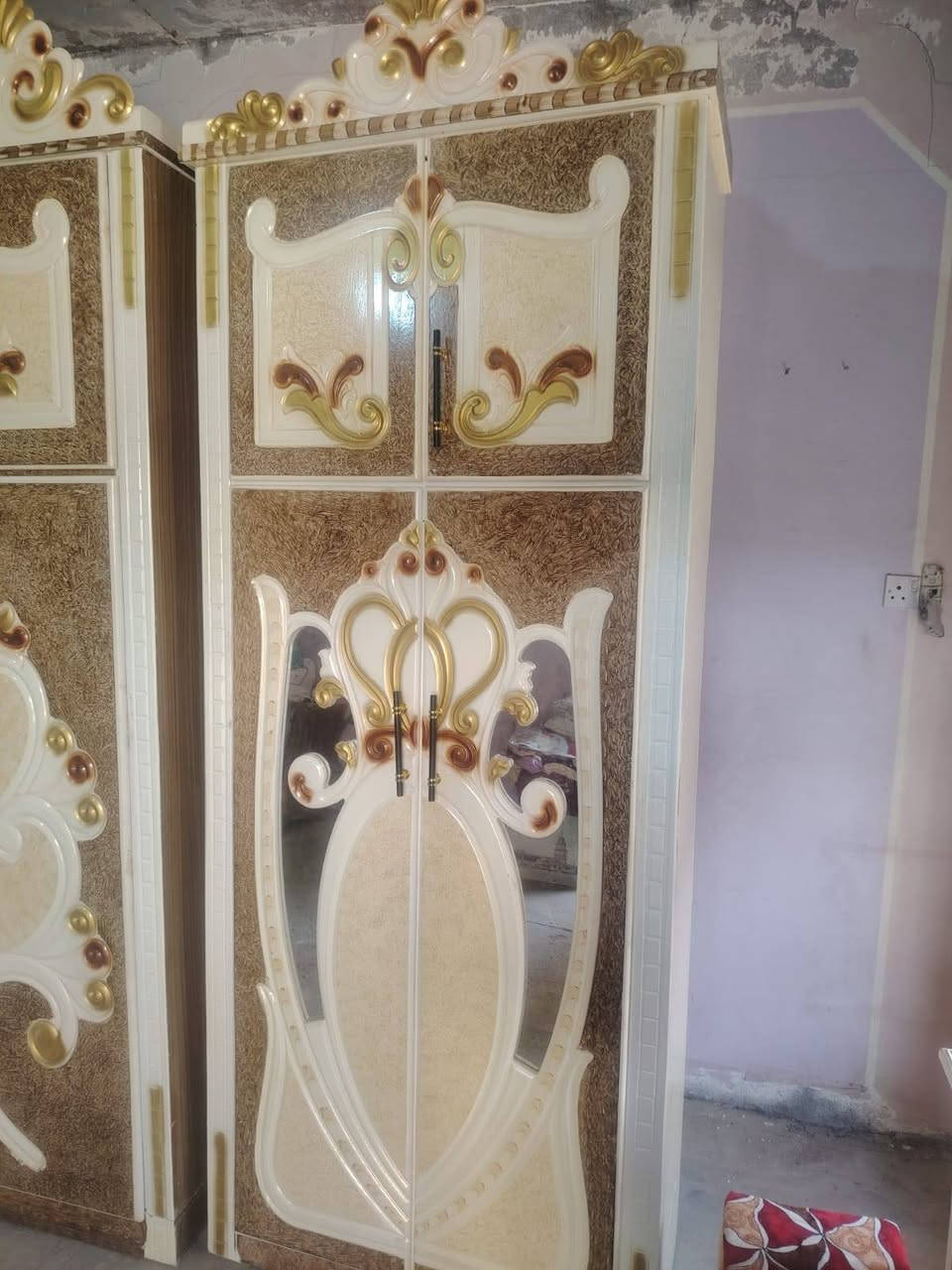 رةالسلام عليكم غرفه خشاب ام س 6 طابقين جديده احله من الصوره سعر مليون وبيه مجال الشراي *********** التضحيه شارع العياده
