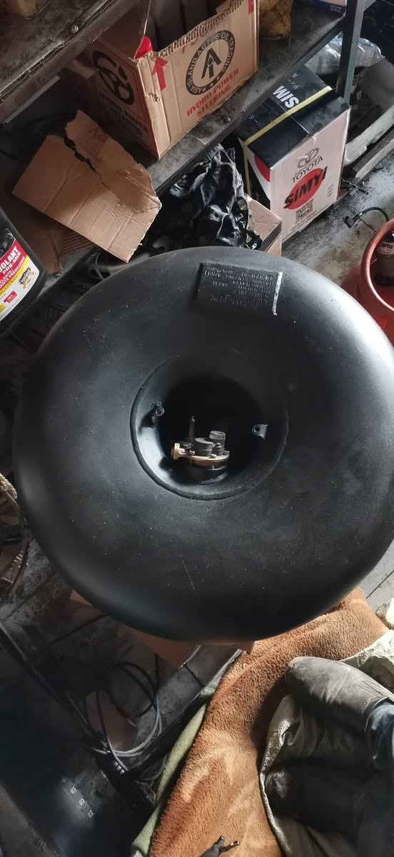 تانکی تورکی 60لیتری بەتەوافەوە لەسلیمانیم         ***********      
 
                                      *********** السليمانية, العراق
